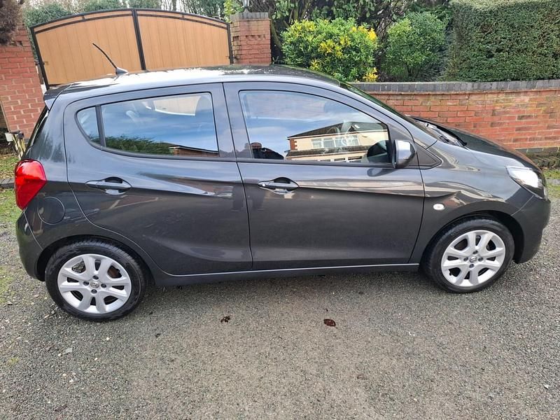 Used Vauxhall Viva 75 HP (55 kW) 2016 Grey Hatchback