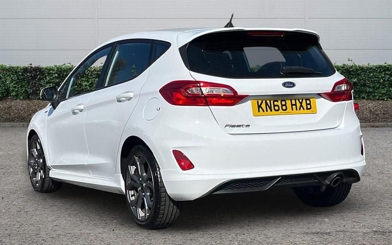 Used Ford Fiesta ST-Line 140 HP (102 kW) 2018 White Hatchback
