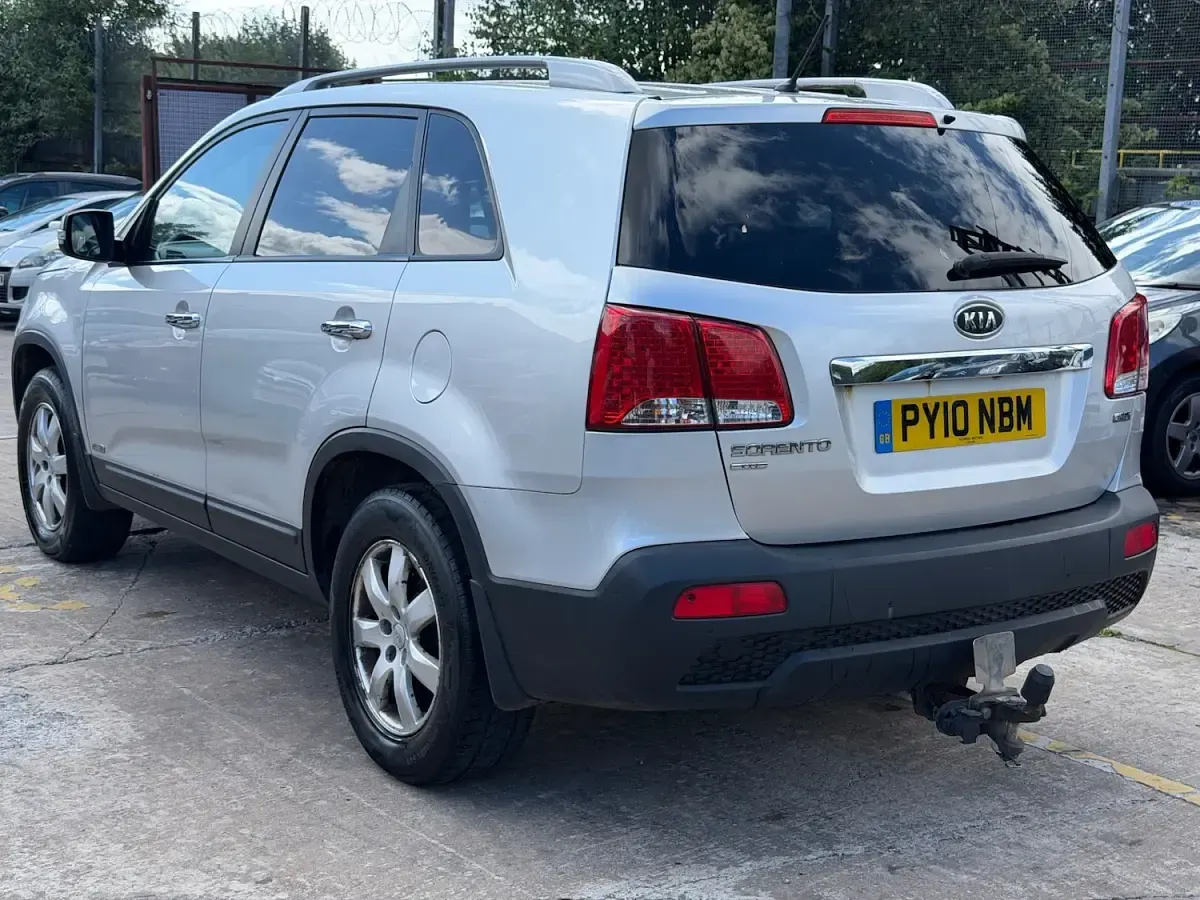 Used Kia Sorento 197 HP (144 kW) 2010 Silver SUV