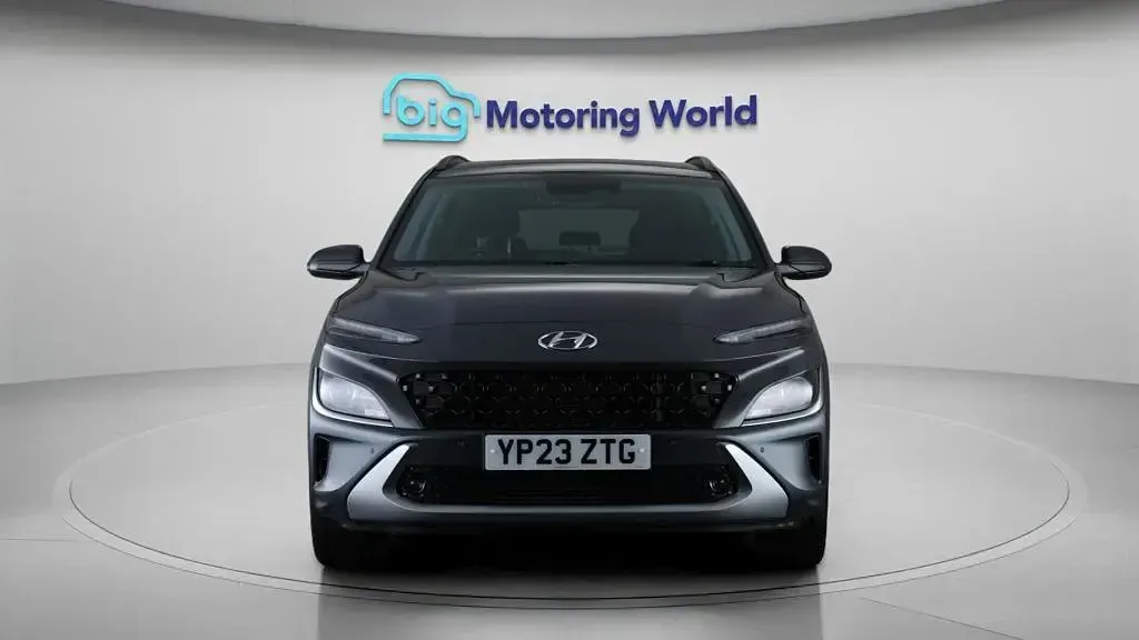 Used Hyundai Kona Premium 120 HP (88 kW) 2023 Grey SUV