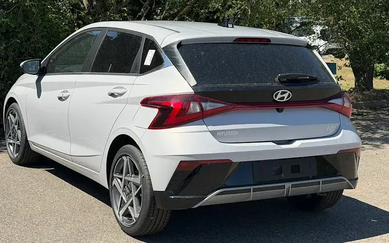 New Hyundai i20 90 HP (66 kW) 2026 Hatchback