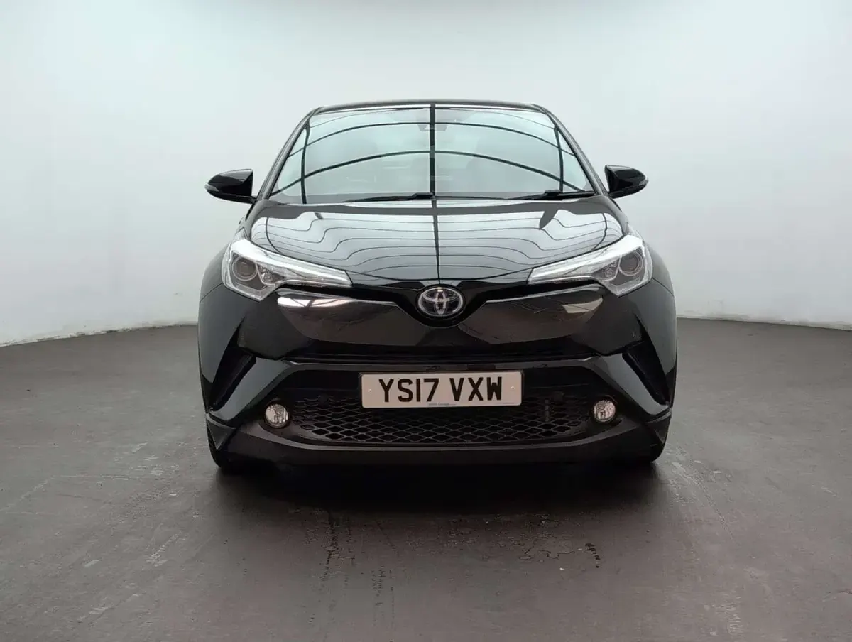 Used Toyota C-HR 122 HP (89 kW) 2017 Black SUV