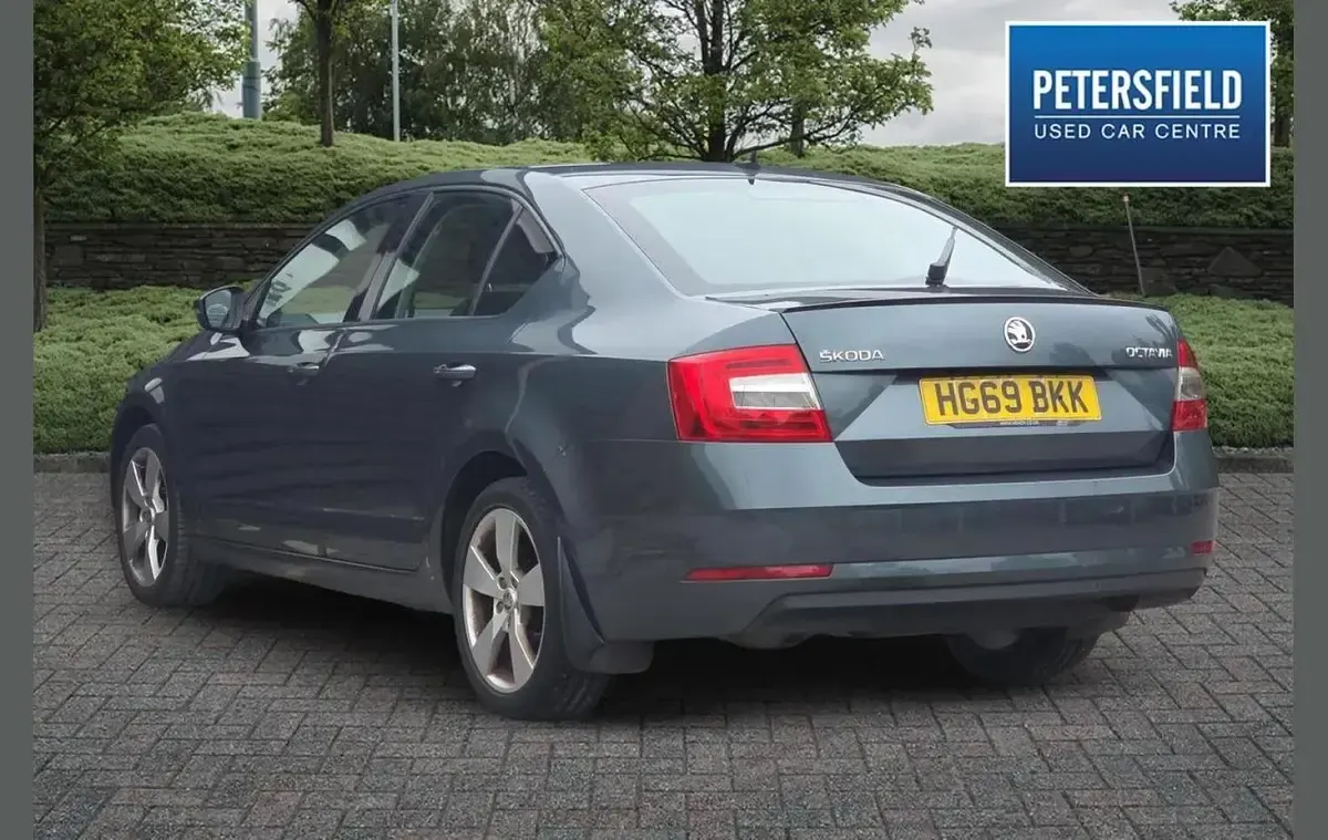 Used Skoda Octavia SE Drive 147 HP (108 kW) 2020 Grey Hatchback