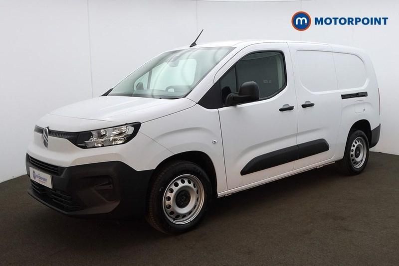 New Citroën Berlingo 100 HP (73 kW) 2026 White MPV