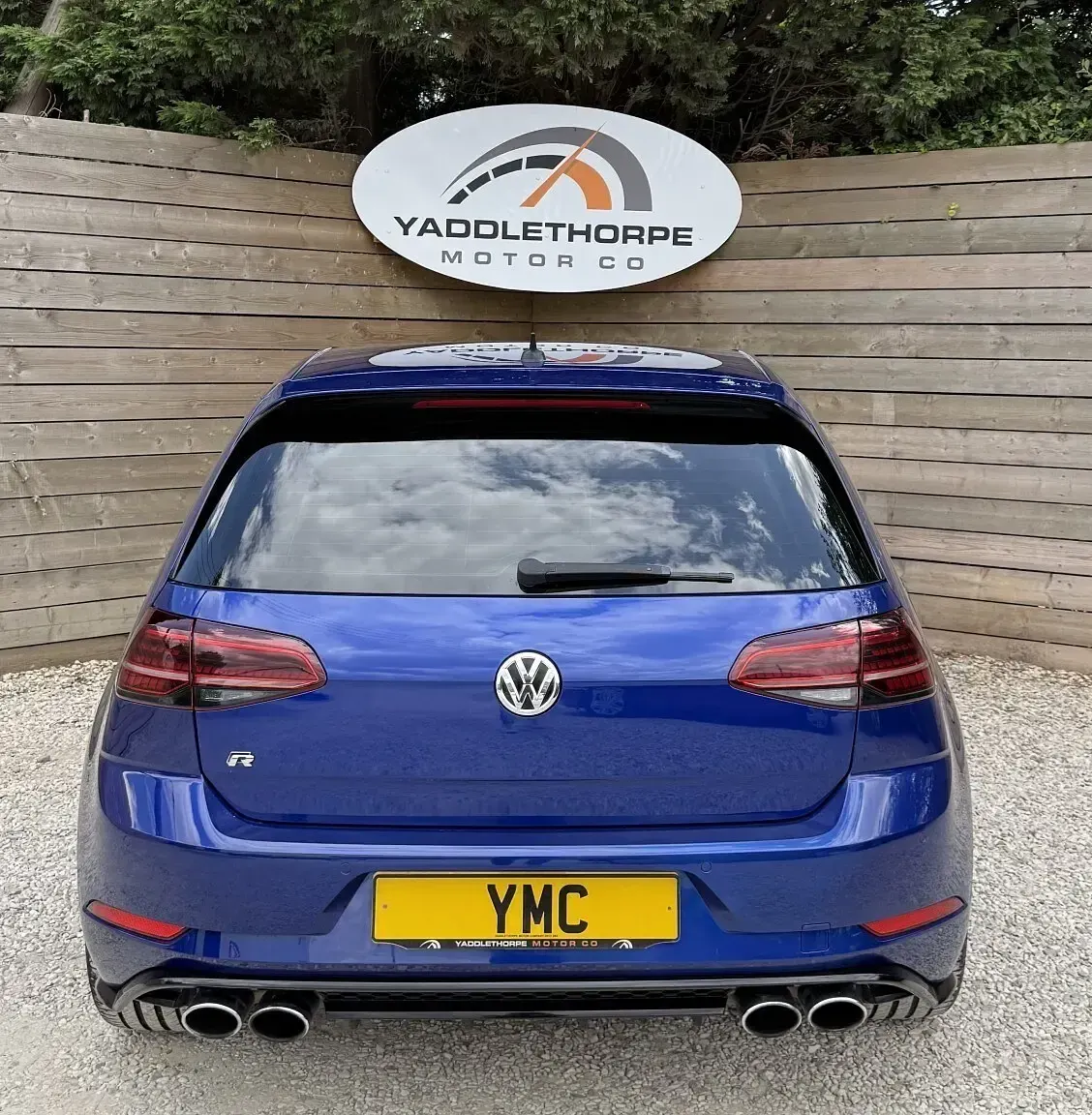Used VW Golf VII R 310 HP (228 kW) 2018 Blue Hatchback