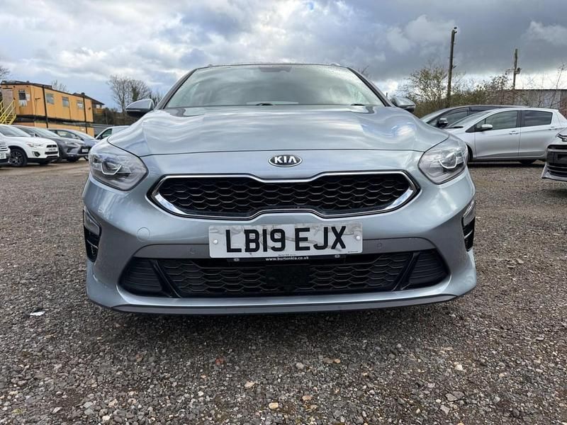 Used Kia Ceed First Edition 2019 Silver Hatchback