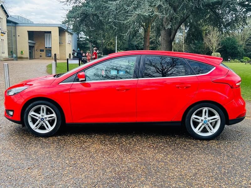 Red Used 2015 Ford Focus Zetec Hatchback | £1,895 (Good price) - Image 1/4