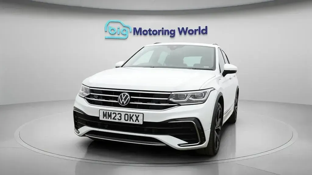 Used VW Tiguan R-line 245 HP (180 kW) 2023 White SUV