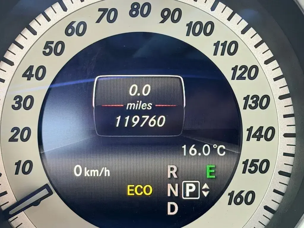 Used Mercedes E220 AMG 170 HP (125 kW) 2013 Silver Cabriolet