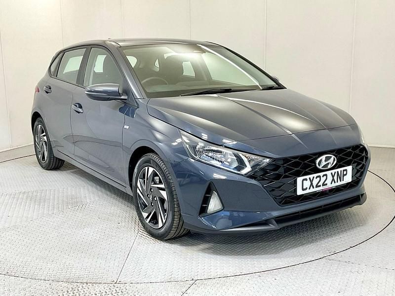 Used Hyundai i20 SE 100 HP (73 kW) 2022 Grey Hatchback