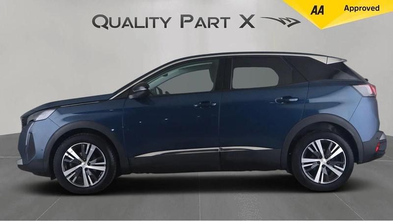 Used Peugeot 3008 Allure 2022 Blue Hatchback