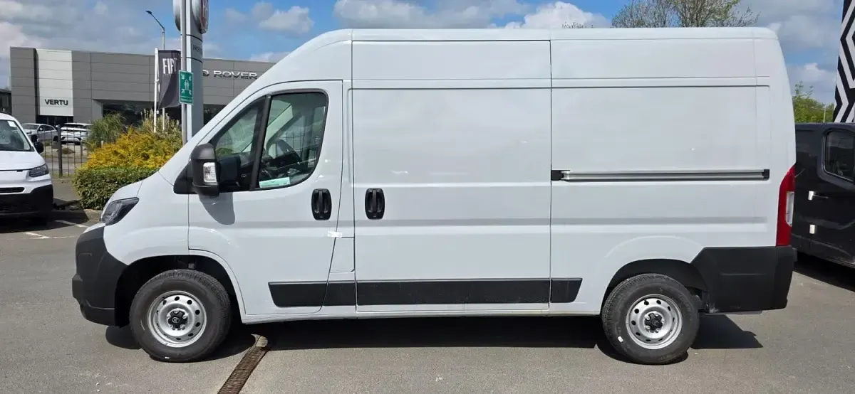 Novo Citroën Relay 2026 Cinzento Van
