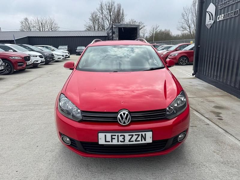 Used VW Golf VII SE 105 HP (77 kW) 2013 Red Estate