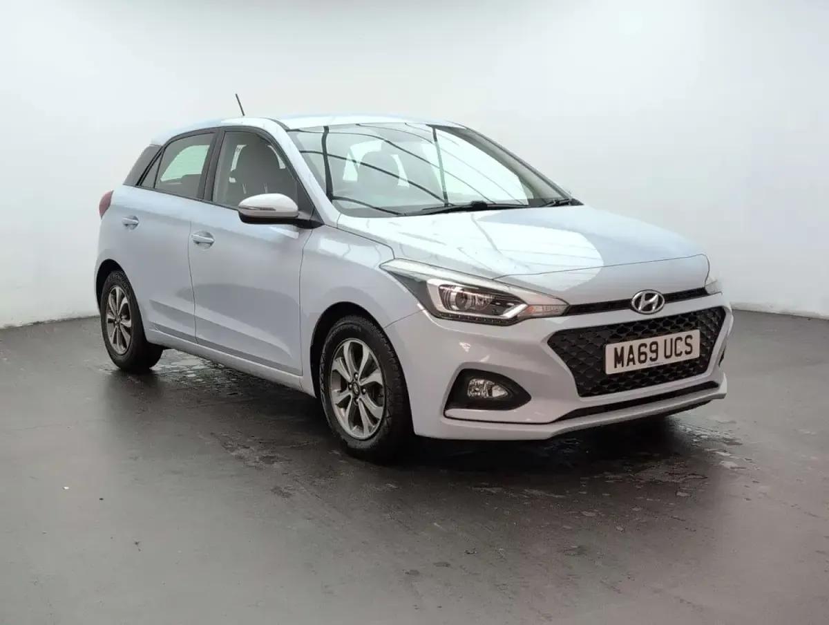 Used Hyundai i20 SE 84 HP (61 kW) 2019 Grey Hatchback