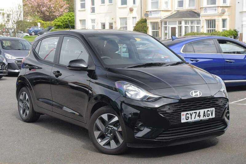 Black Used 2024 Hyundai i10 Advanced Hatchback | £16,995 (Fair price) - Image 1/3