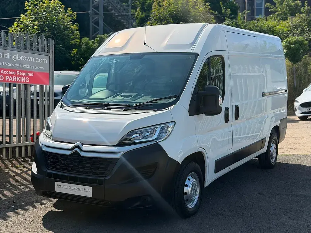 Used Citroën Relay 140 HP (102 kW) 2020 White Van
