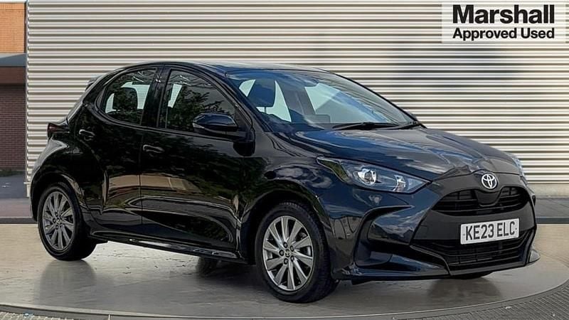 Black Used 2023 Toyota Yaris Hybrid Hatchback | £16,969 (Good price) - Image 1/1