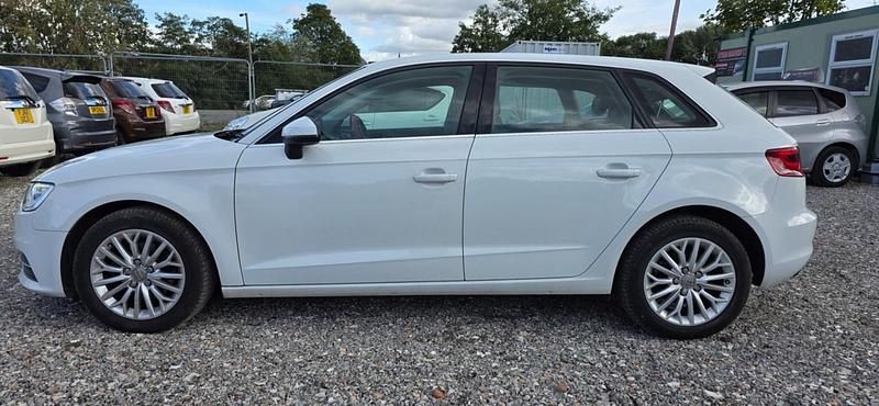 Used Audi A3 2015 White Hatchback