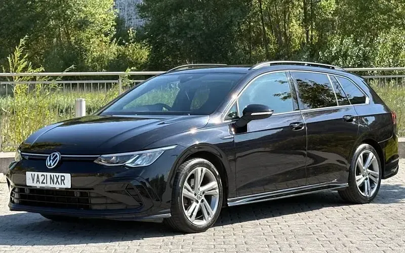 Used VW Golf VIII R-line 150 HP (110 kW) 2023 Estate
