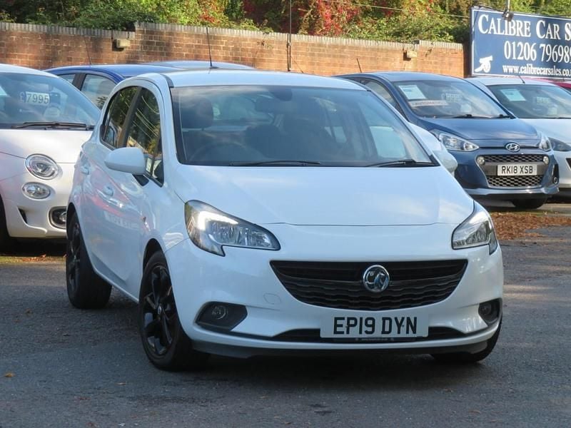 White Used 2019 Vauxhall Corsa Hatchback | £7,995 (A bit pricey) - Image 1/4