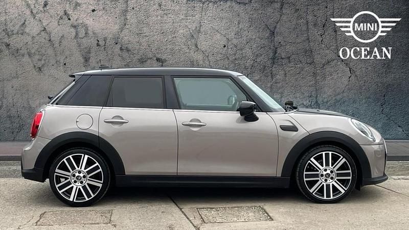 Used Mini Cooper Exclusive 134 HP (98 kW) 2022 Grey Hatchback