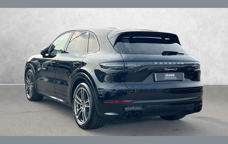 Used Porsche Cayenne S 434 HP (319 kW) 2021 Black SUV