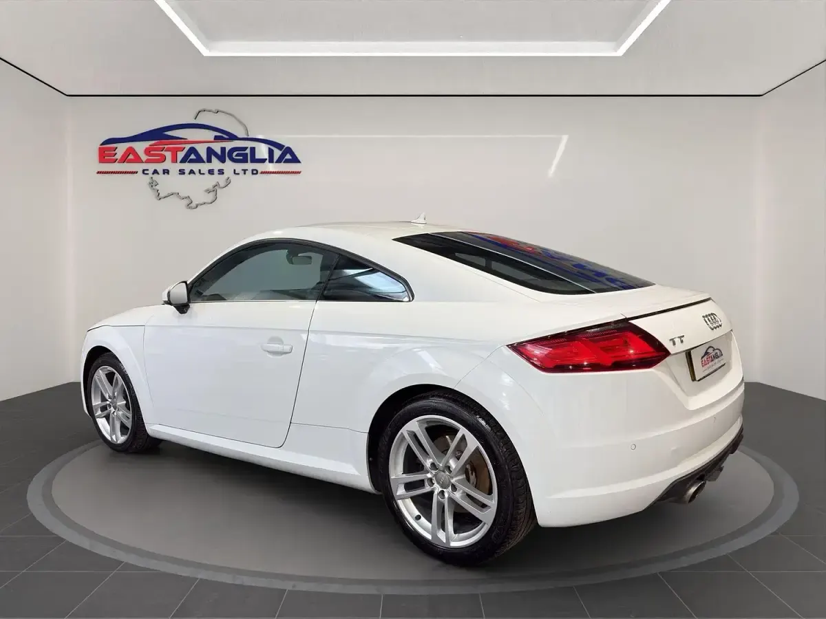 Used Audi TT Sport 230 HP (169 kW) 2015 White Coupe