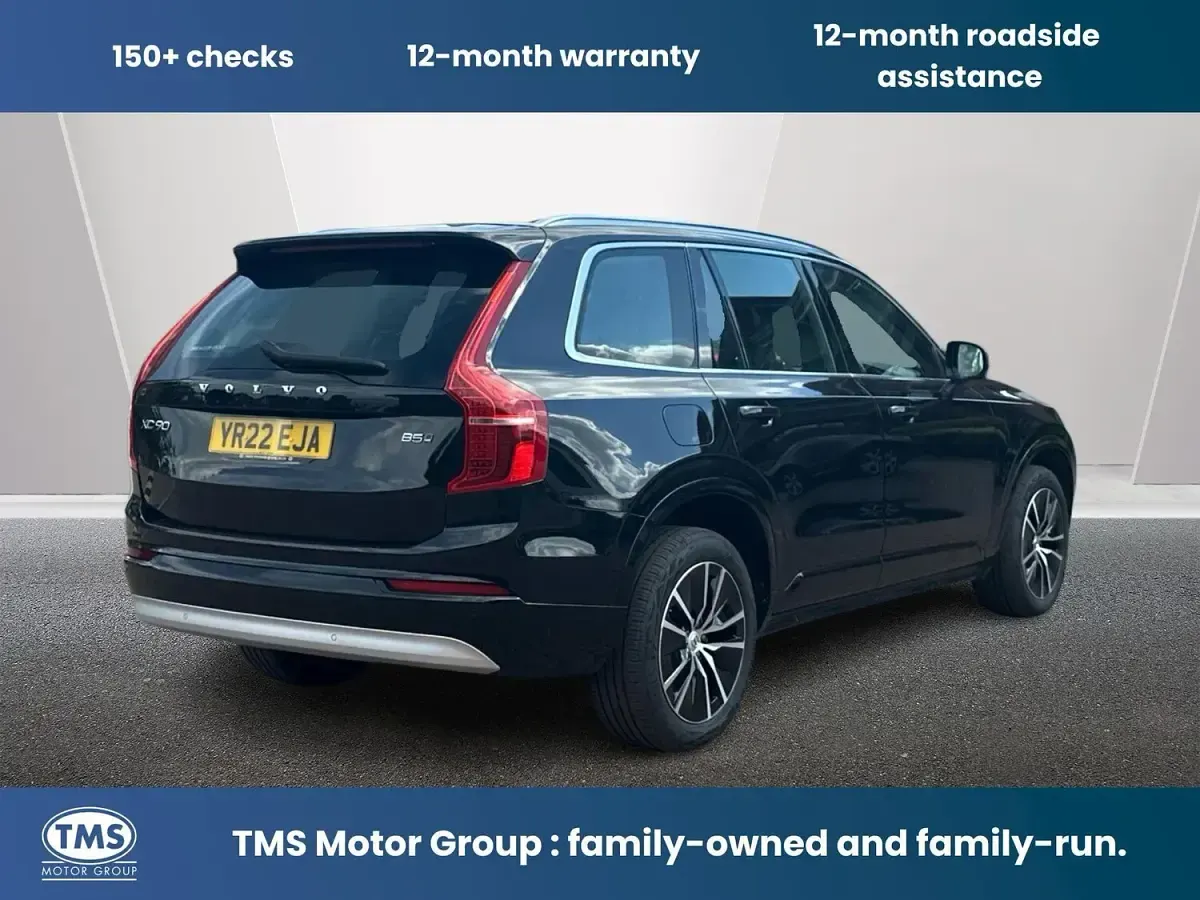 Used Volvo XC90 Momentum 235 HP (172 kW) 2022 Black SUV