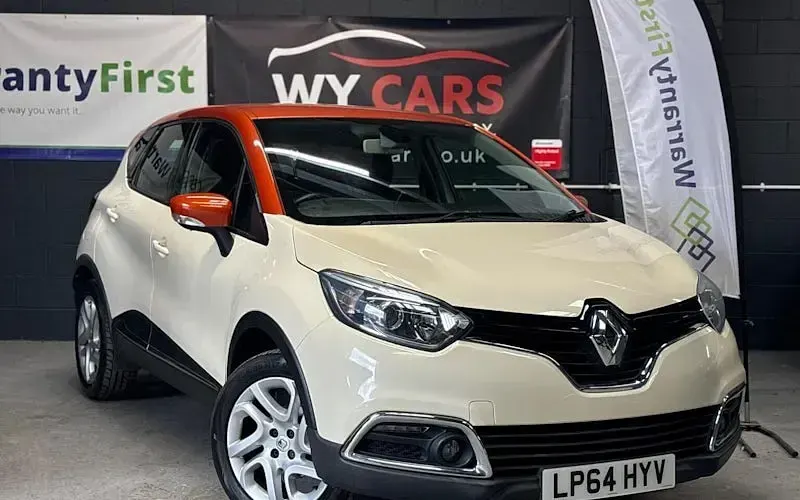Used Renault Captur Dynamique 90 HP (66 kW) 2015 SUV
