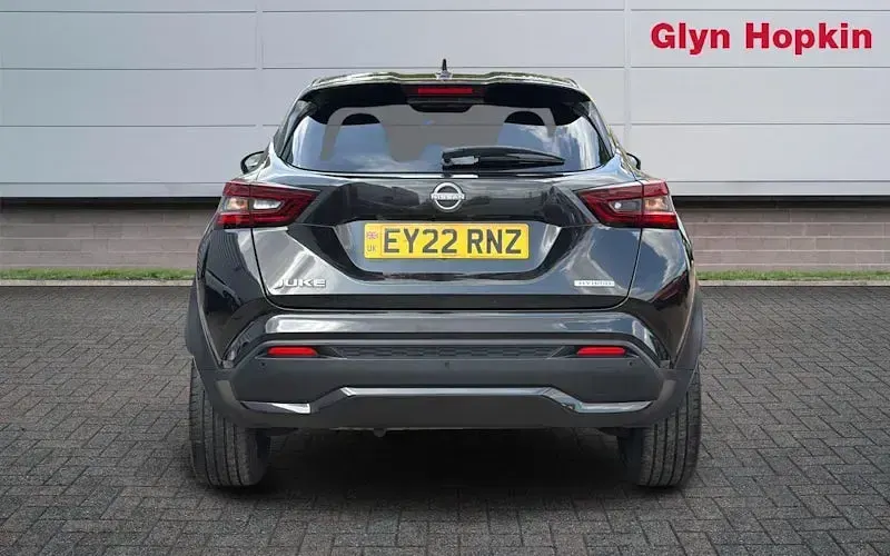 Used Nissan Primera 143 HP (105 kW) 2022 Black Hatchback