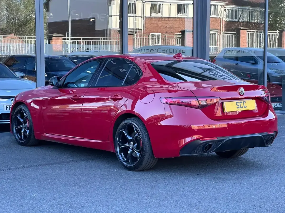 Used Alfa Romeo Giulia Ti 280 HP (205 kW) 2019 Red Sedan