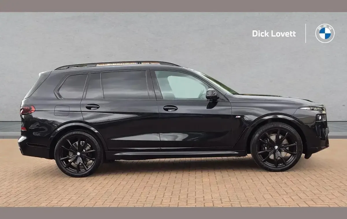 Used BMW X7 M Sport 352 HP (258 kW) 2023 Black SUV