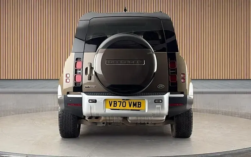 Used Land Rover Defender First Edition 250 HP (183 kW) 2021 Brown SUV