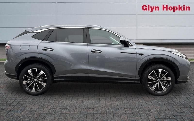 Used MG HS SE 170 HP (125 kW) 2026 SUV