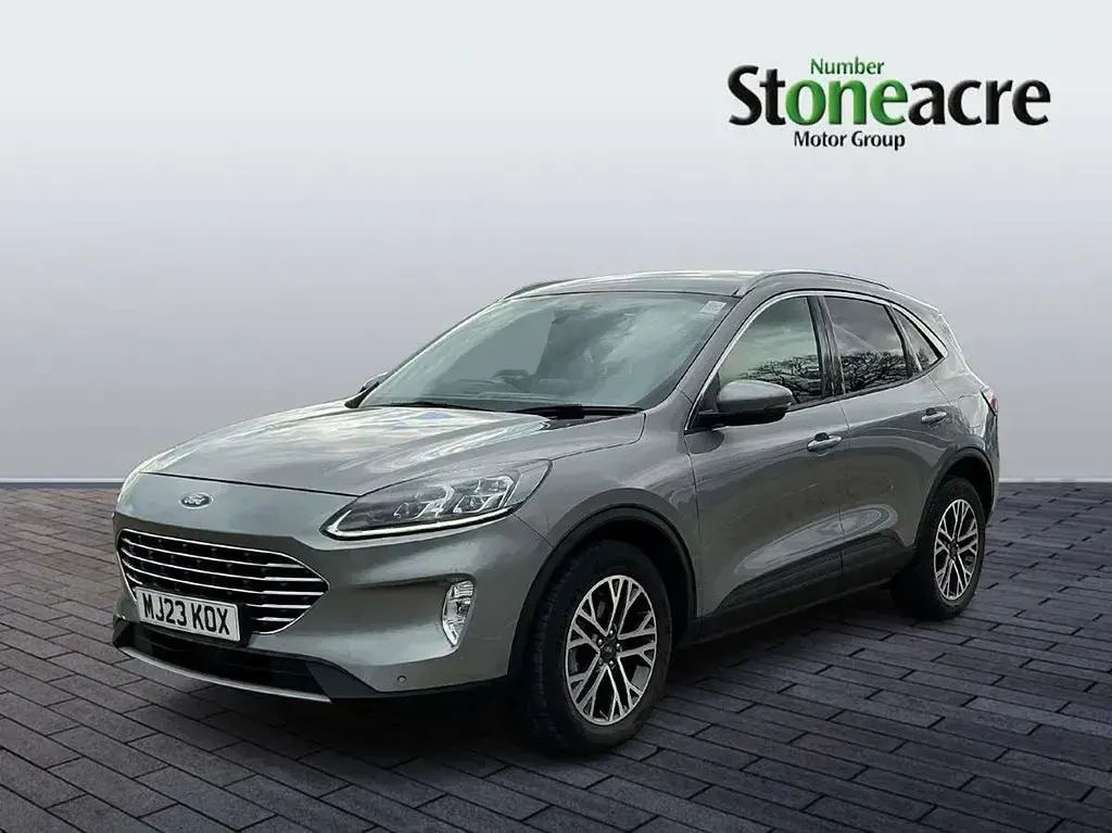 Used Ford Kuga Titanium 150 HP (110 kW) 2023 Silver SUV