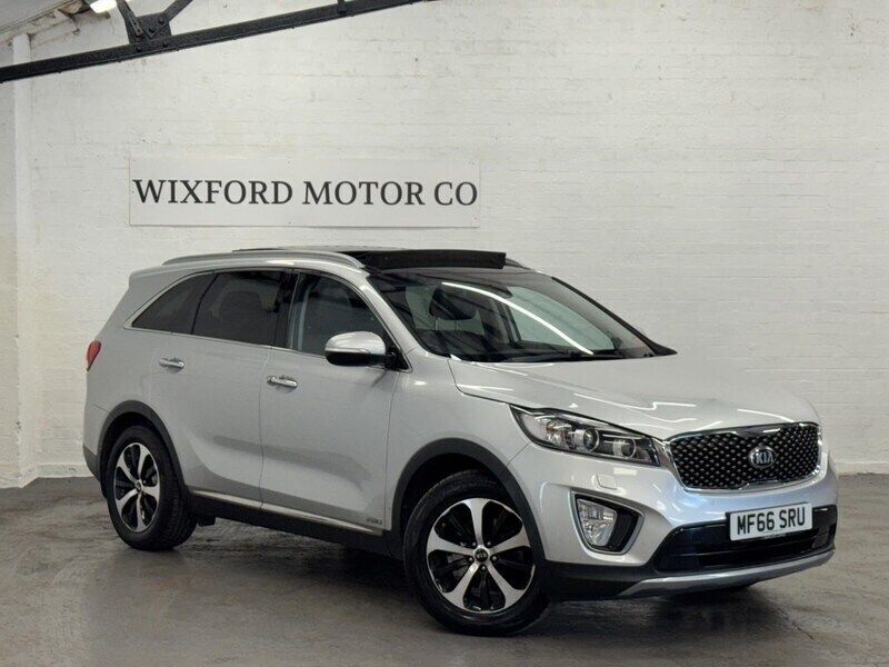 Silver Used 2016 Kia Sorento 3 SUV | £13,495 (Fair price) - Image 1/4