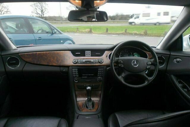 Begagnad Mercedes CLS320 2006 Sedan