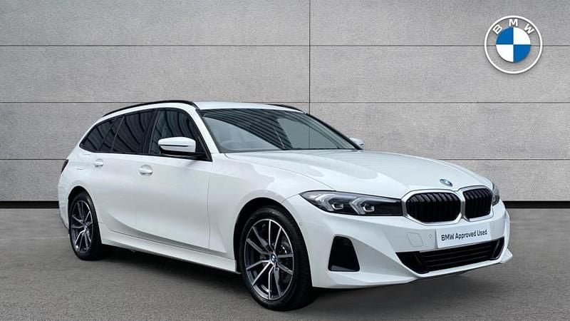 White Used 2025 BMW 330e Sport Line Estate | £29,990 (Super price) - Image 1/4