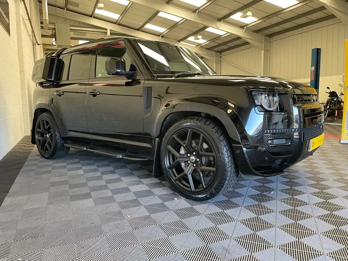 Used Land Rover Defender HSE Dynamic 2021 Black Estate