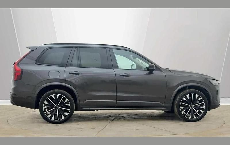 Used Volvo XC90 Plus 247 HP (181 kW) 2025 Grey SUV