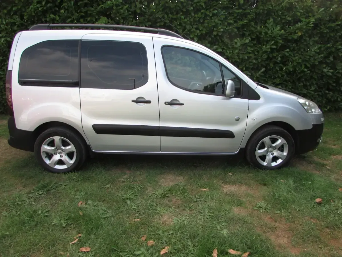 Used Peugeot Partner Tepee Outdoor 2012 Silver MPV