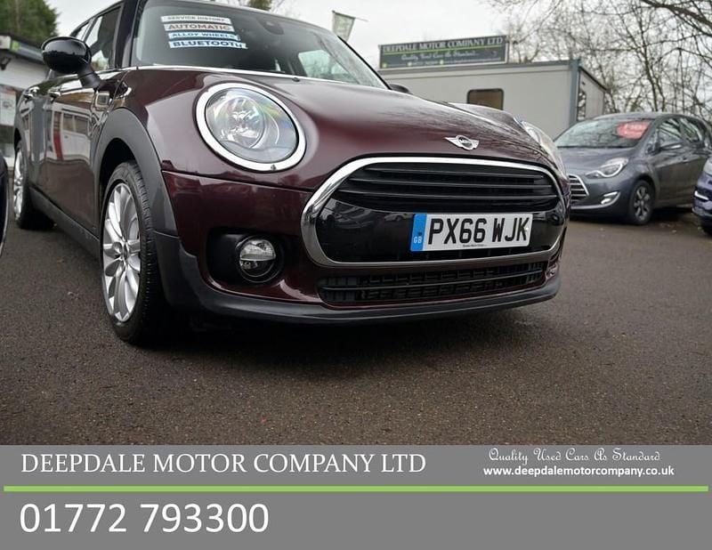 Maroon Used 2016 Mini Cooper Clubman Estate | £10,490 (Good price) - Image 1/4