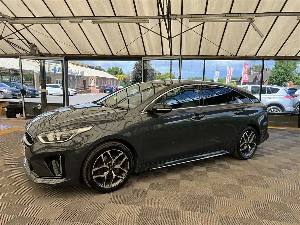 Used Kia ProCeed GT-Line 140 HP (102 kW) 2019 Grey Estate