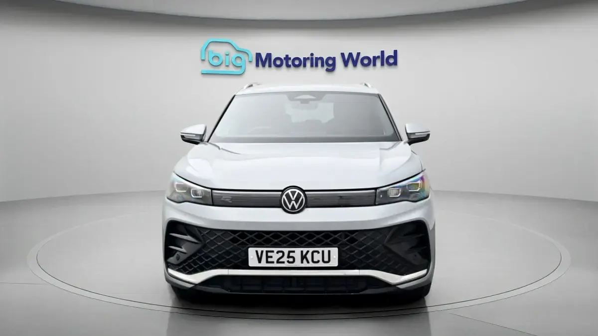 Used VW Tiguan R-line 150 HP (110 kW) 2025 Silver SUV