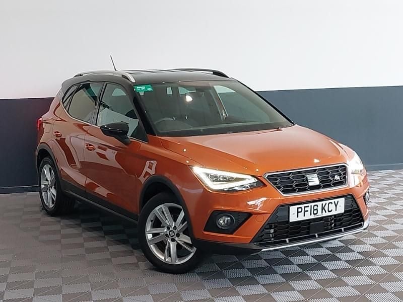 Orange Used 2018 Seat Arona FR SUV | £10,698 (Fair price) - Image 1/4