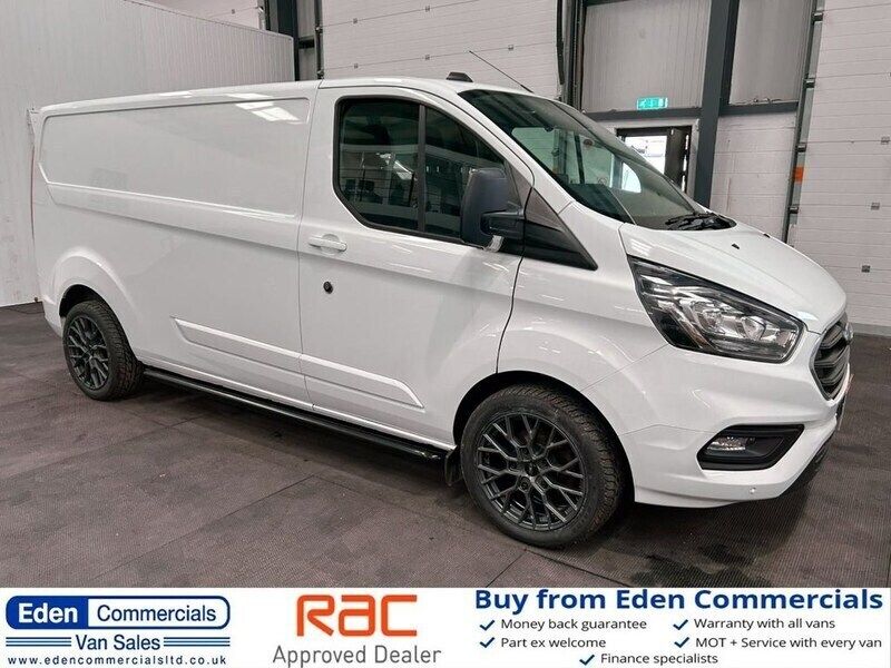 White Used 2023 Ford Transit Custom Limited | £22,990 (Super price) - Image 1/4