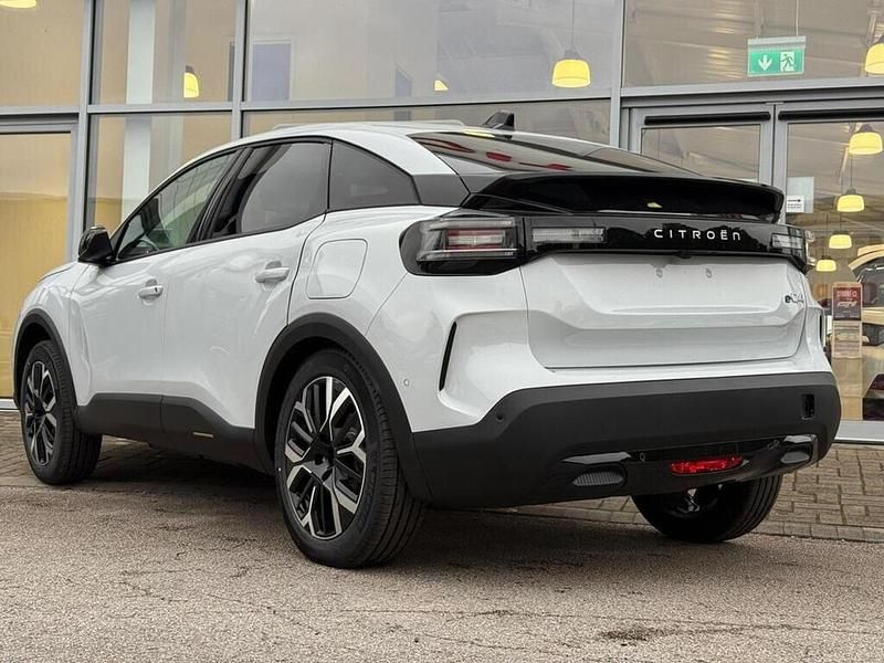 Ny Citroën e-C4 113 kW (154 HK) 2026 Vit Halvkombi