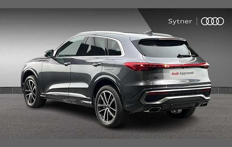 New Audi Q5 S-Line 295 HP (216 kW) 2026 Grey SUV
