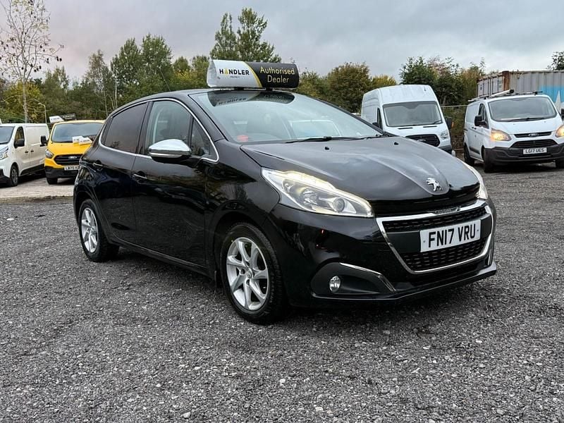 Used Peugeot 208 Active 82 HP (60 kW) 2017 Black Hatchback