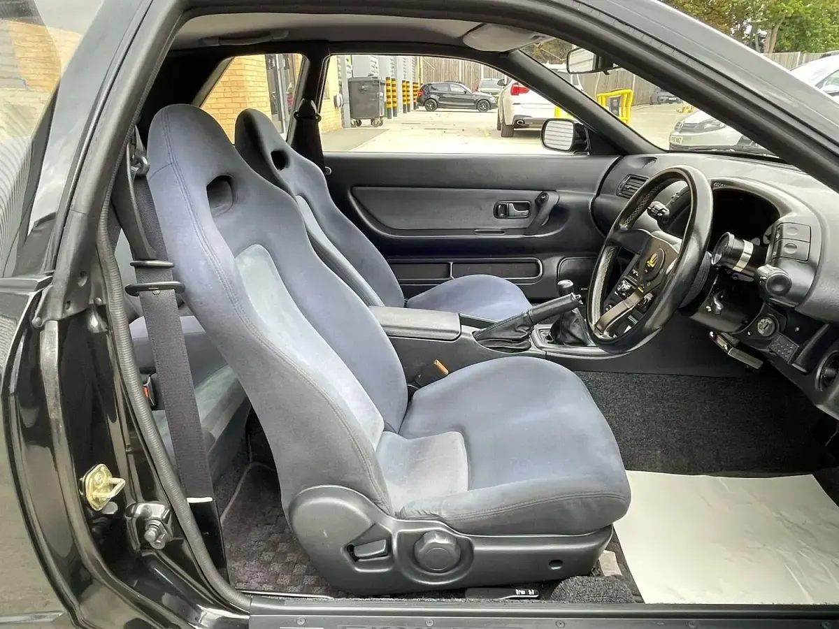 Used Nissan Skyline S 280 HP (205 kW) 1993 Black Coupe